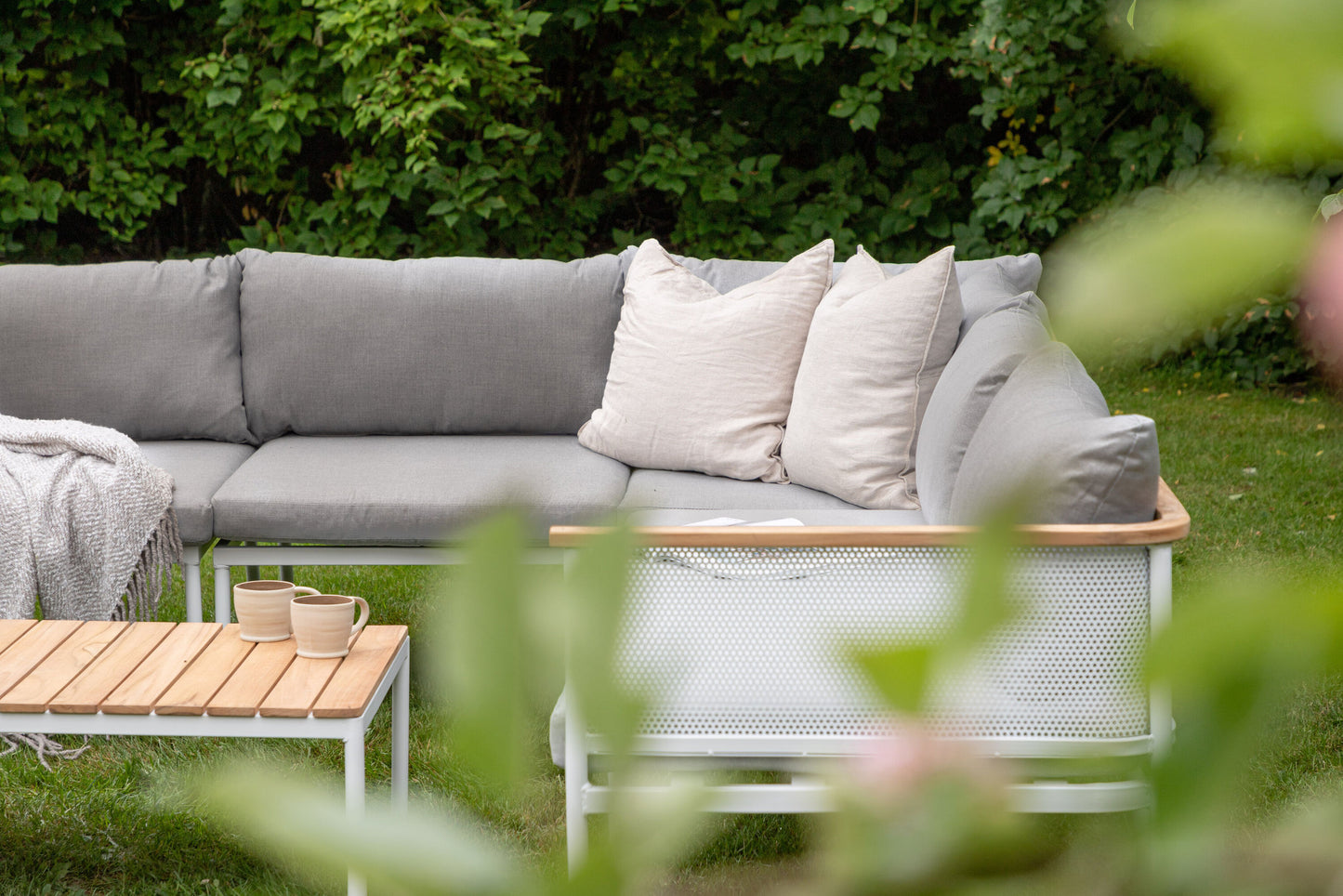 Nettan loungesæt – Hvid/Lysegrå