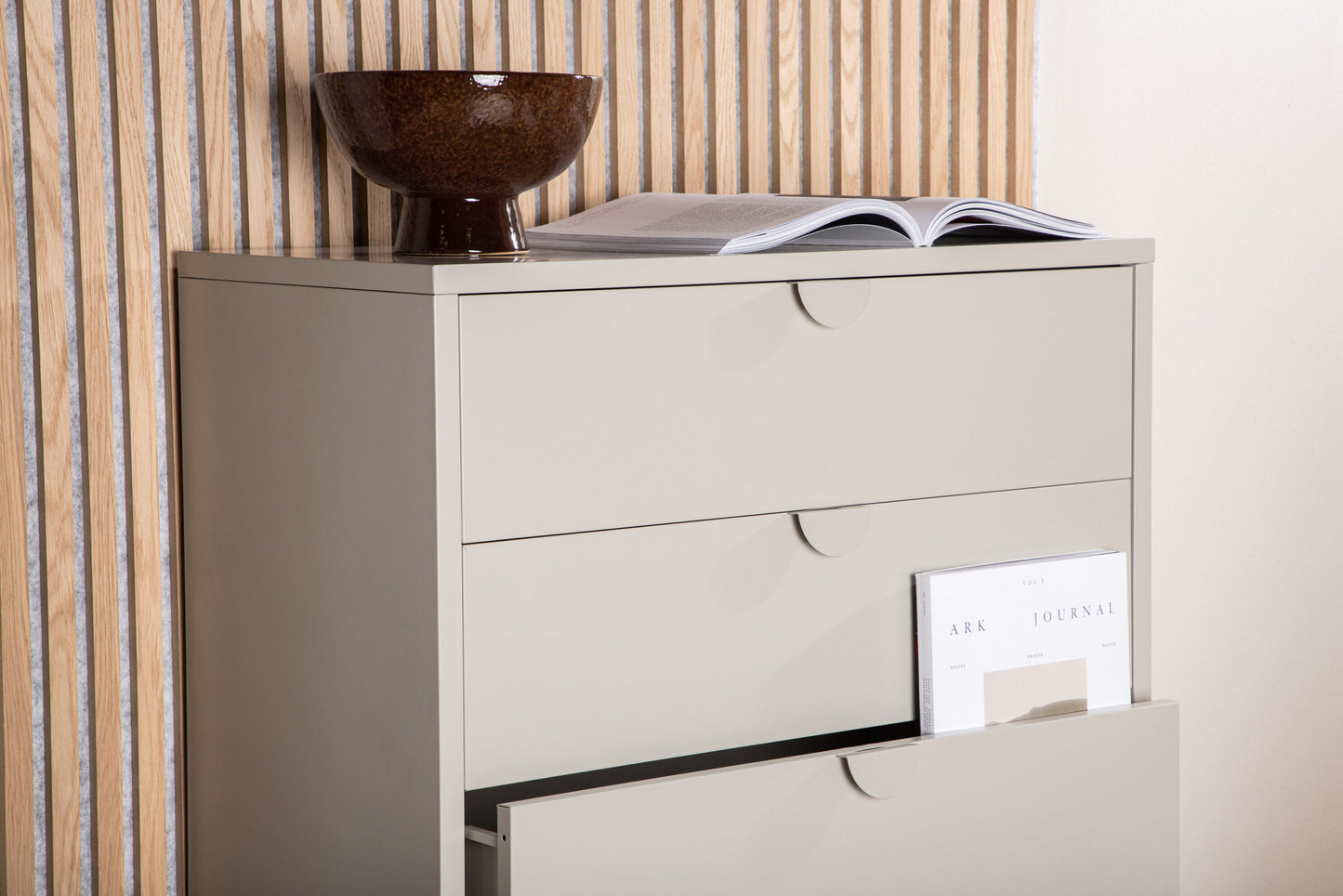 Piring Kommode med 4 Skuffer – Beige
