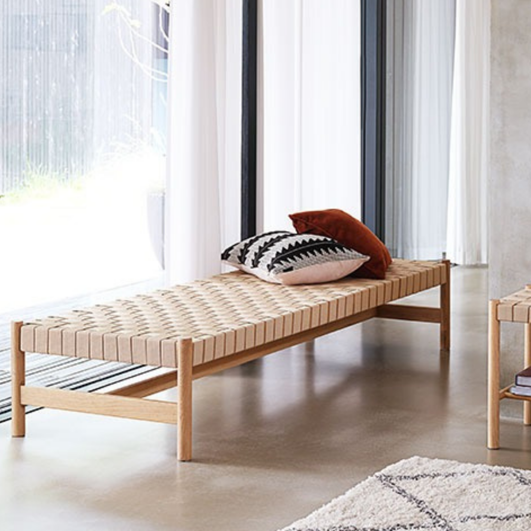 DAYBED