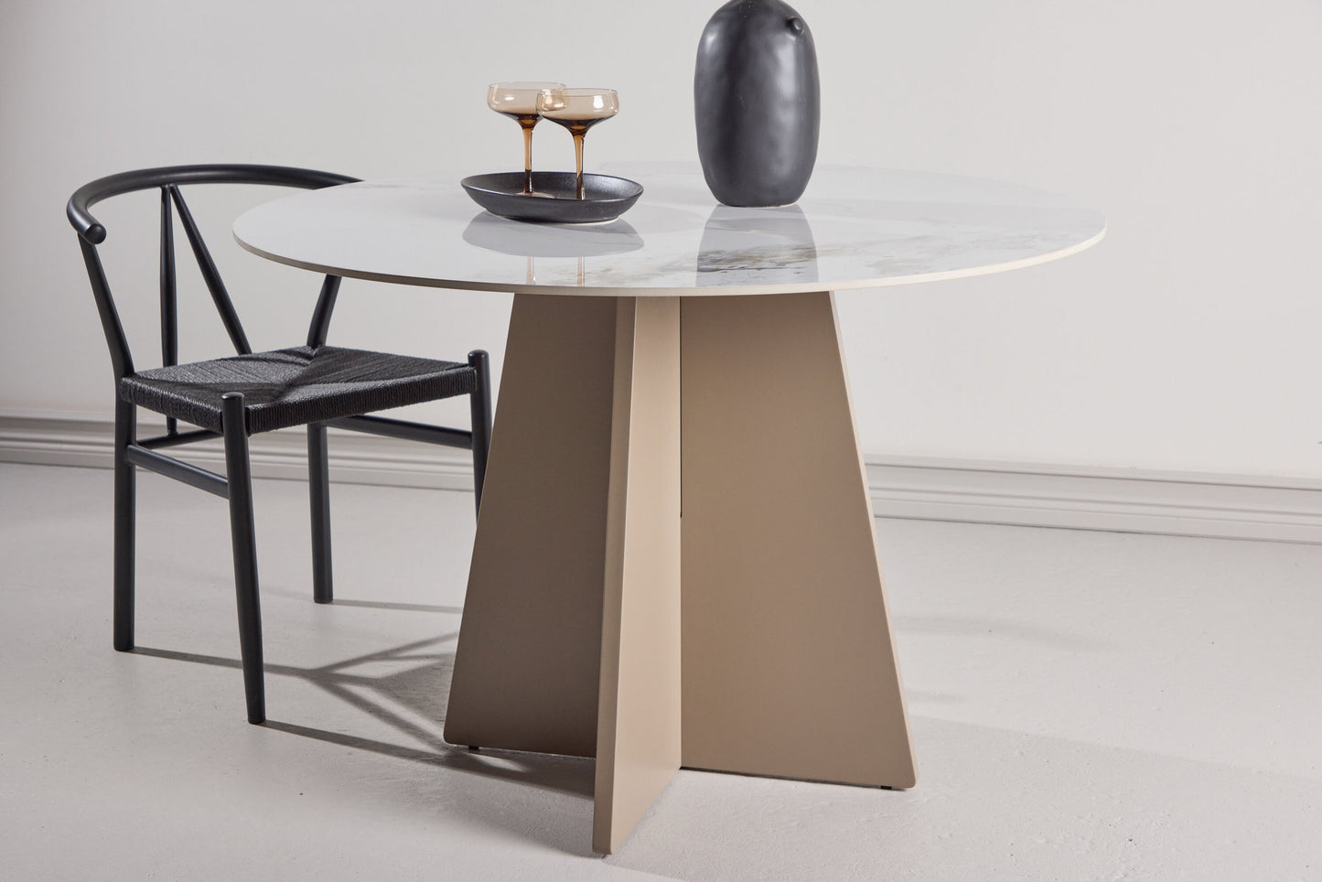 Bootcut rundt spisebord Ø110 cm – Beige stenlook