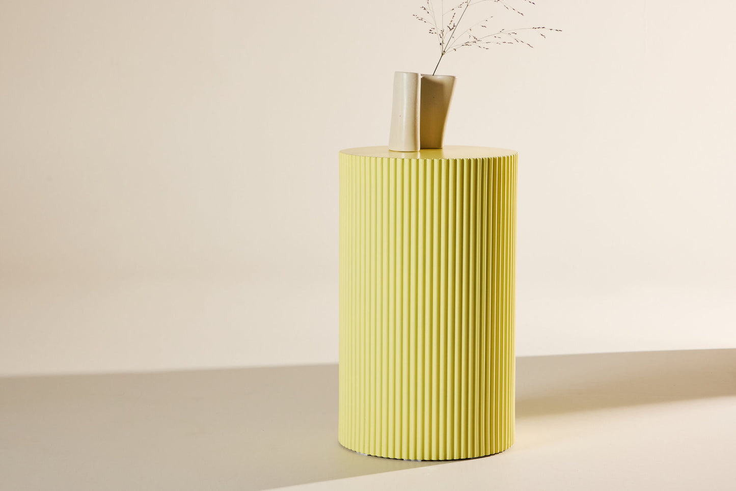 Lenox sidebord – Lysegul