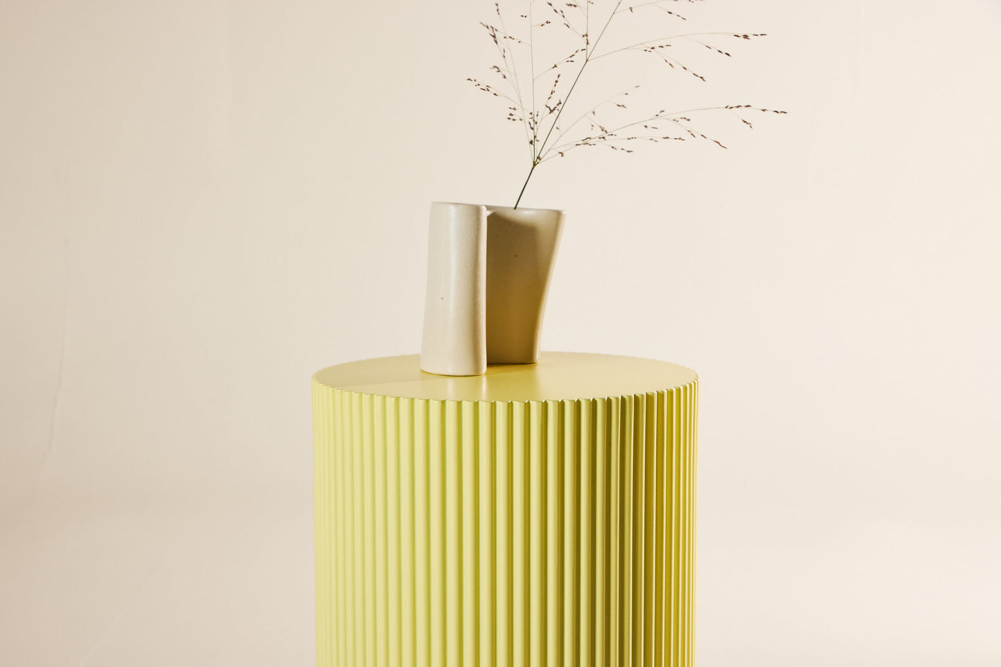 Lenox sidebord – Lysegul
