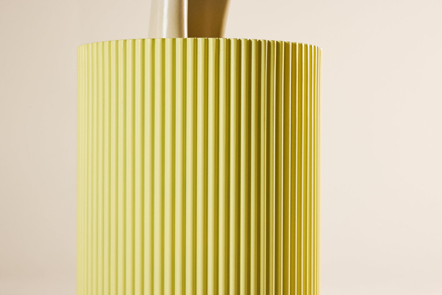 Lenox sidebord – Lysegul