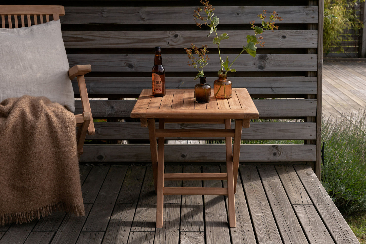 Kenya loungebord 50×50 cm – Naturteak