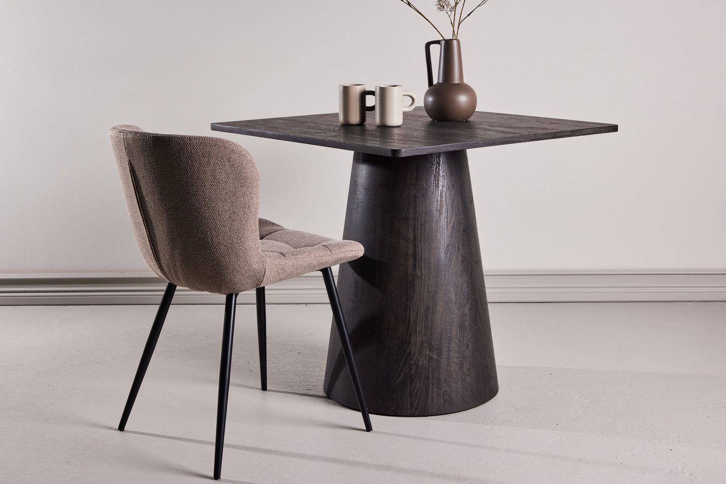 Lanzi spisebord 80×80 cm – Mocca