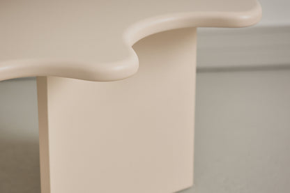 Flower Sofabord 115×76×40 cm – Beige