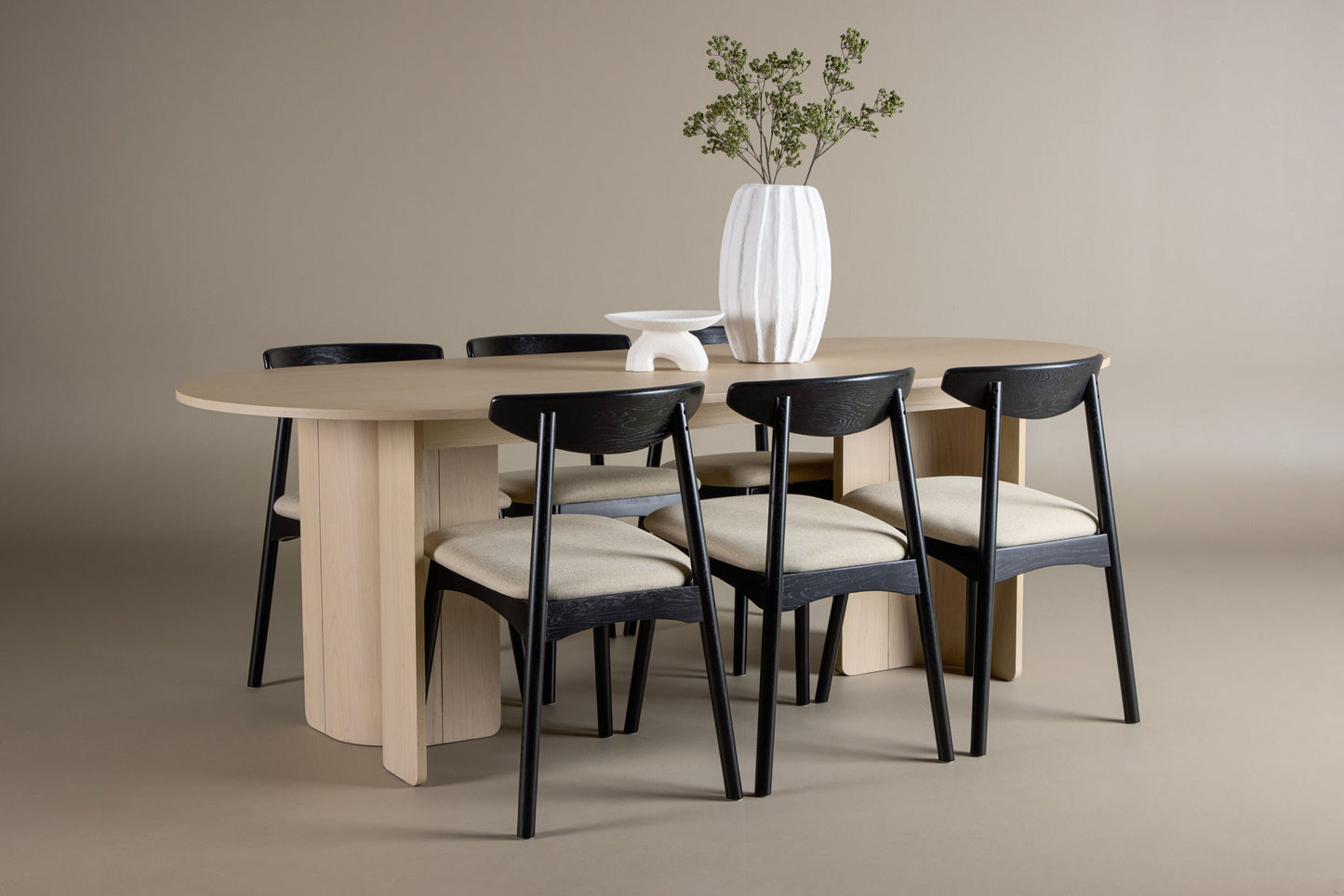 Tyresö Spisesæt 100×220 cm – Whitewash / Ven Spisebordsstole