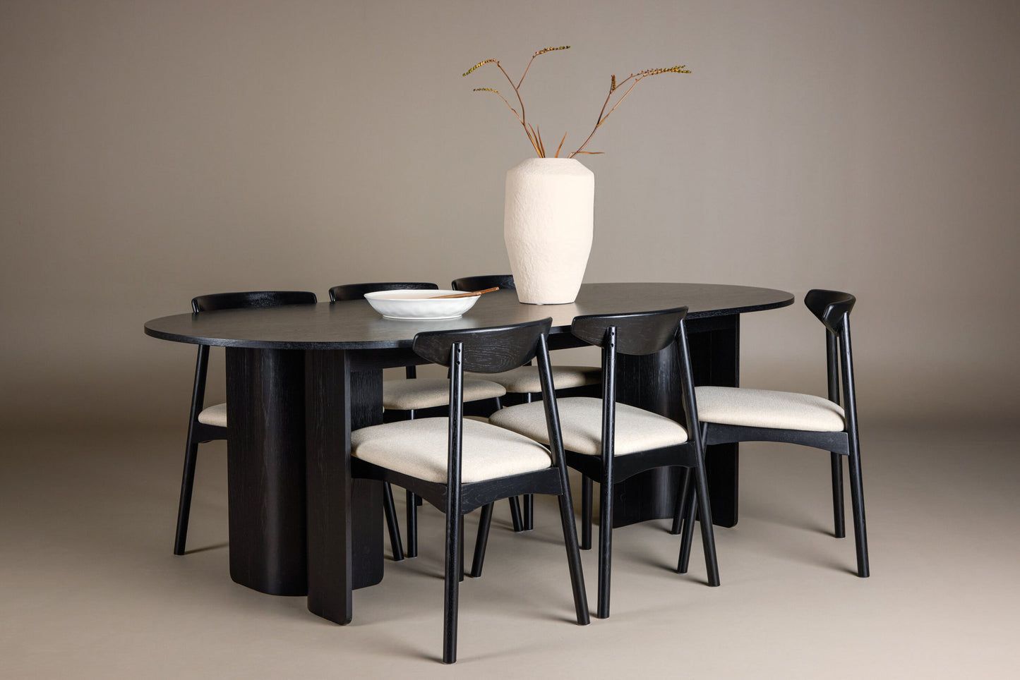Tyresö Spisesæt 100×220 cm – Sort / Ven Spisebordsstole