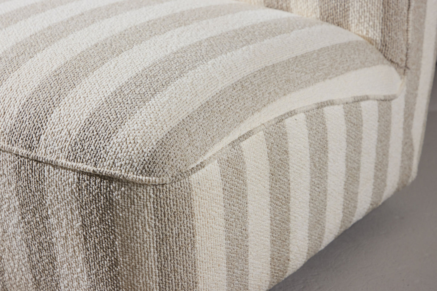 My loungestol – Hvid/Beige