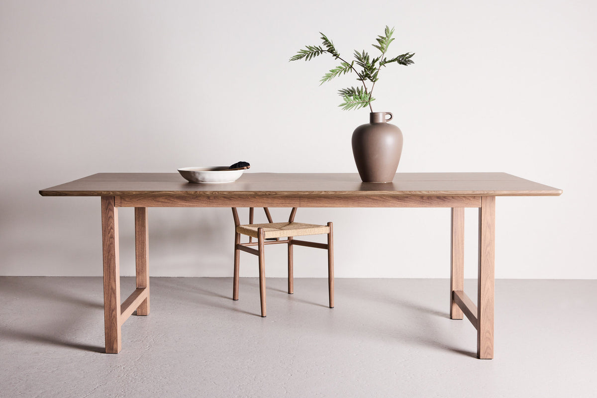 Count Spisebord 100×220 cm – Brun Trælook