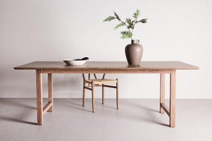 Count Spisebord 100×220 cm – Brun Trælook