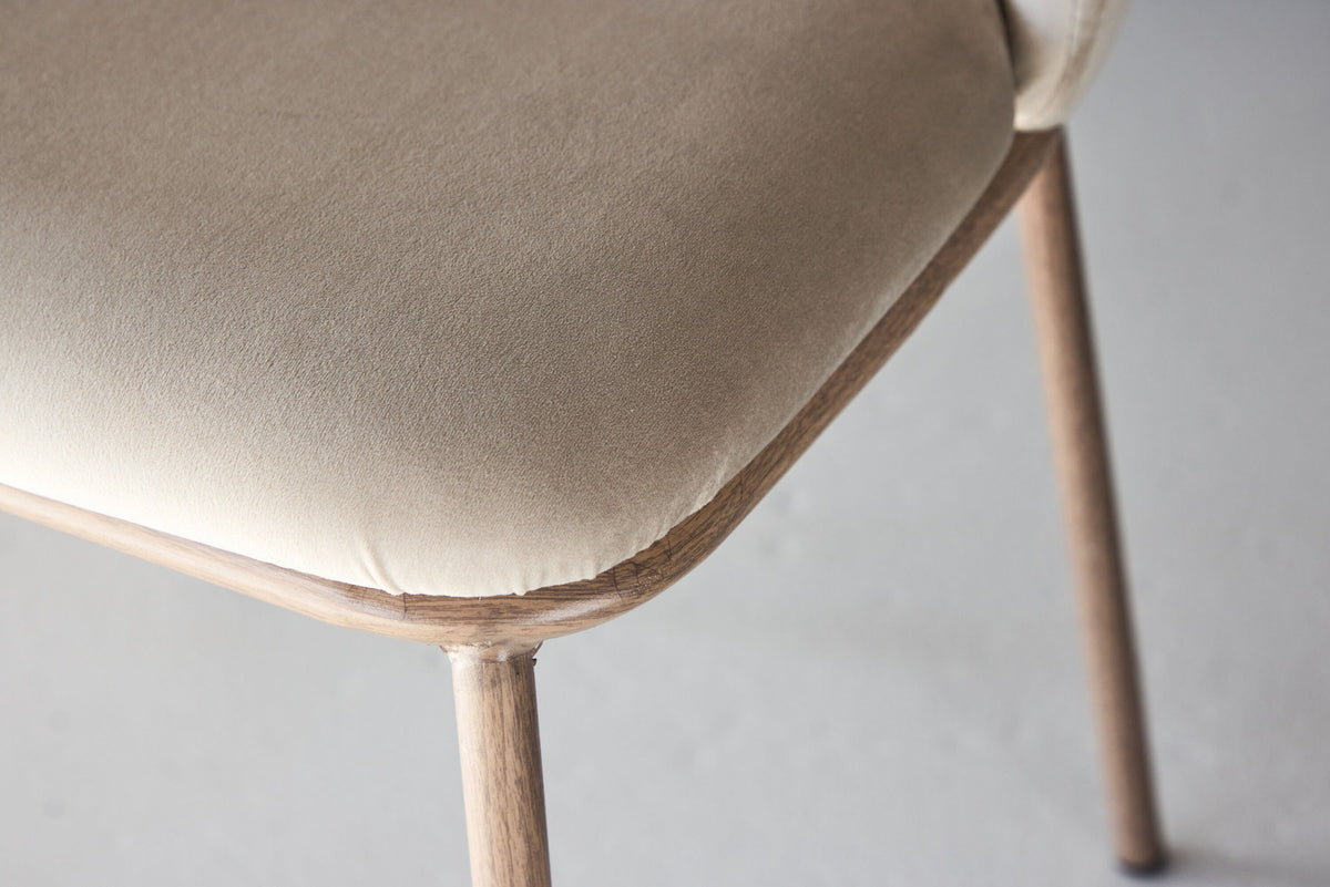 Edina Spisebordsstole (2 stk.) – Trælook / Beige Velour