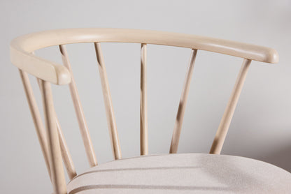 Bobby spisebordsstole med hynder (2 stk.) – Træ/Beige